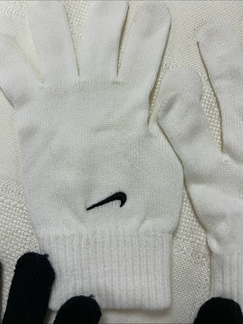 Nike unisex Two-Pair Knit Gloves in White and Black image 2